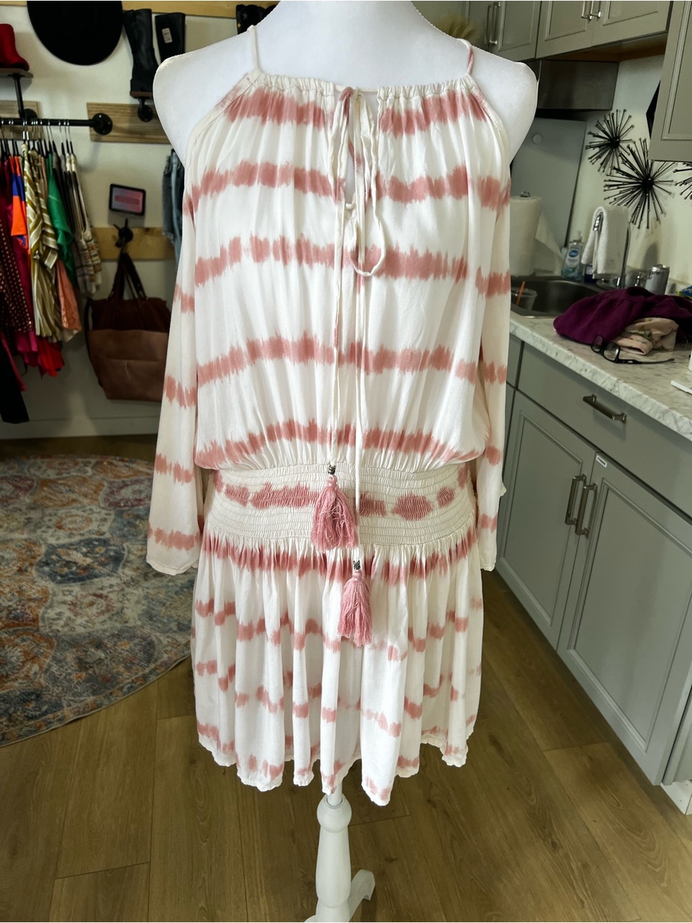 Tiare Hawaii Blouson Mini Dress in Blush Pink and Cream